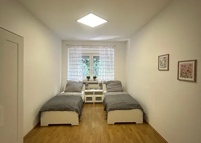 Gemuetliche - Voll Ausgestattet, Zentral Aber Ruhig ! Lejlighed Wuppertal