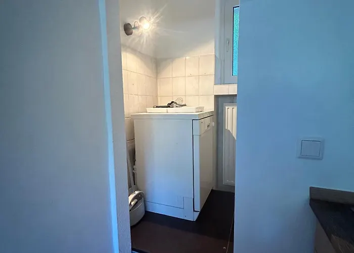 Gemuetliche - Voll Ausgestattet, Zentral Aber Ruhig ! *